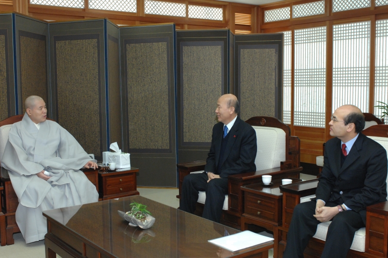 2010.01.19_환경부 장관 예방 (11)
